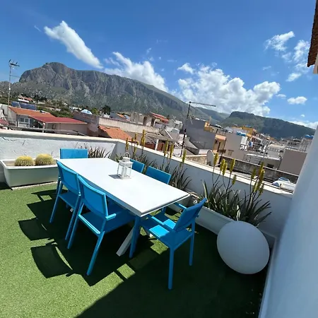 Apartment Attico Con Vista Mozzafiato A Due Passi Dal Mare